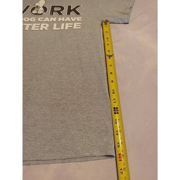 I Work / Dog Tee Shirt - Size: Med (0583) - Picture 5 of 9